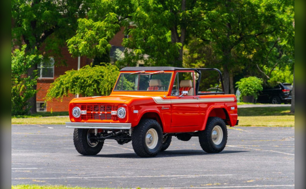 El mercado de los coches clásicos se desploma: el mítico Volkswagen Samba de 200.000 dólares y el Ford Bronco ya pierden valor.