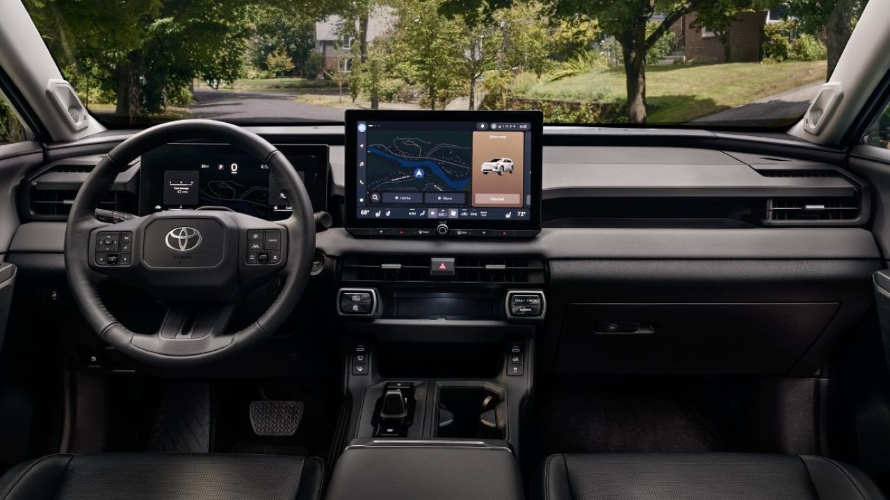 Toyota RAV4 2026 06