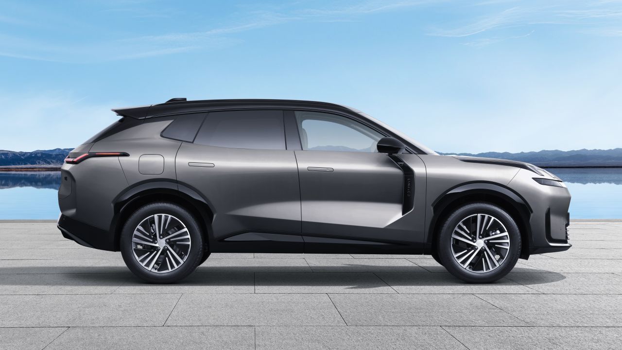 Lynk & Co 08 vs RAV4 vs BYD Song Plus vs CR-V: ¿Cuál SUV híbrido comprar? 