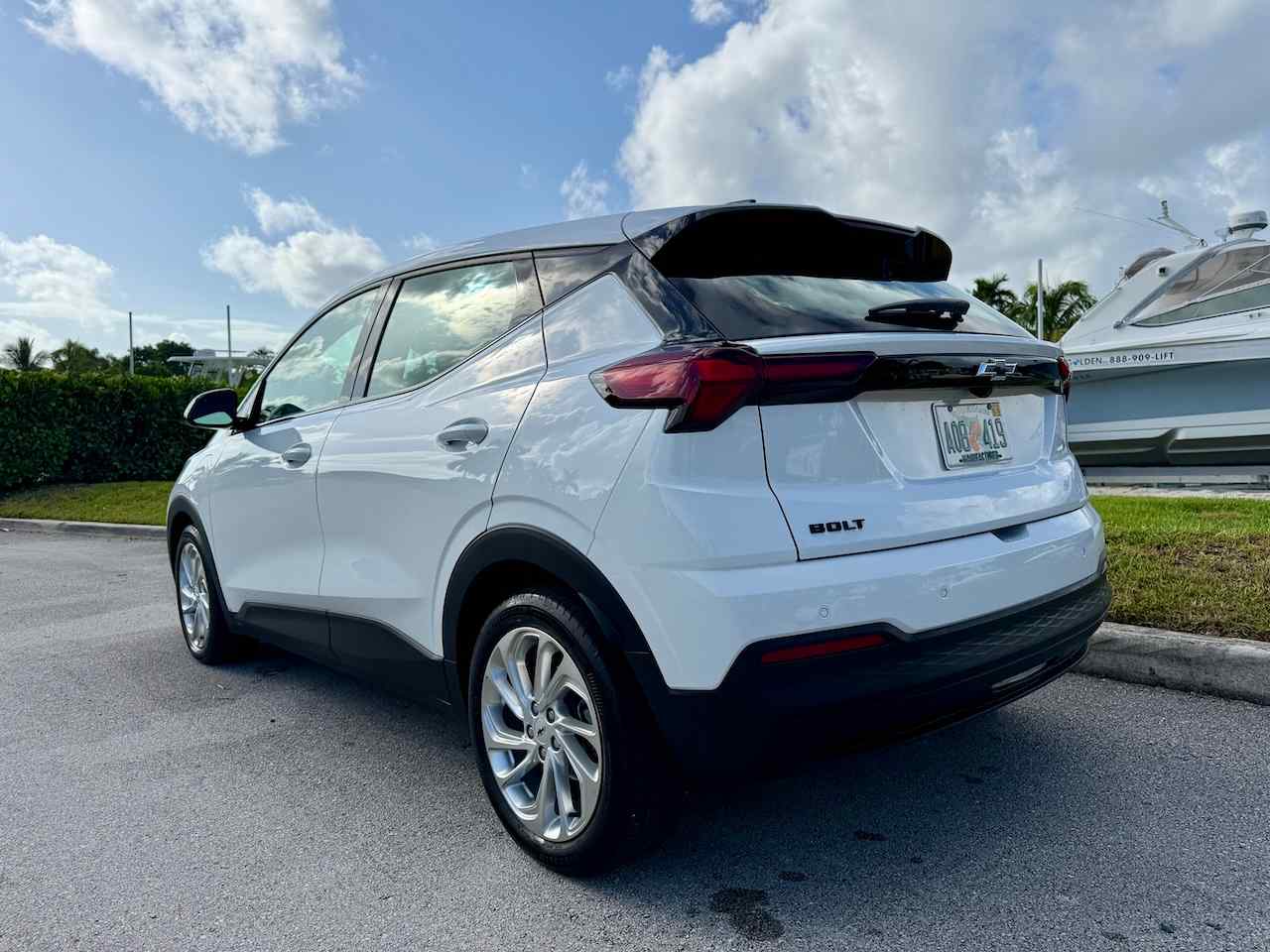 Chevrolet Bolt 2027