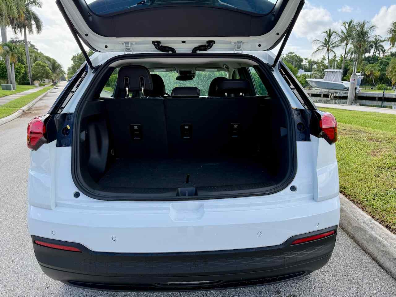 Chevrolet Bolt 2027