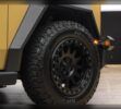 El Tesla Cybertruck se transforma para conquistar el desierto