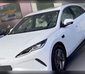 BYD prepara un golpe histórico: su sedán eléctrico de 16.000 dólares podría cargarse en solo 6 minutos.