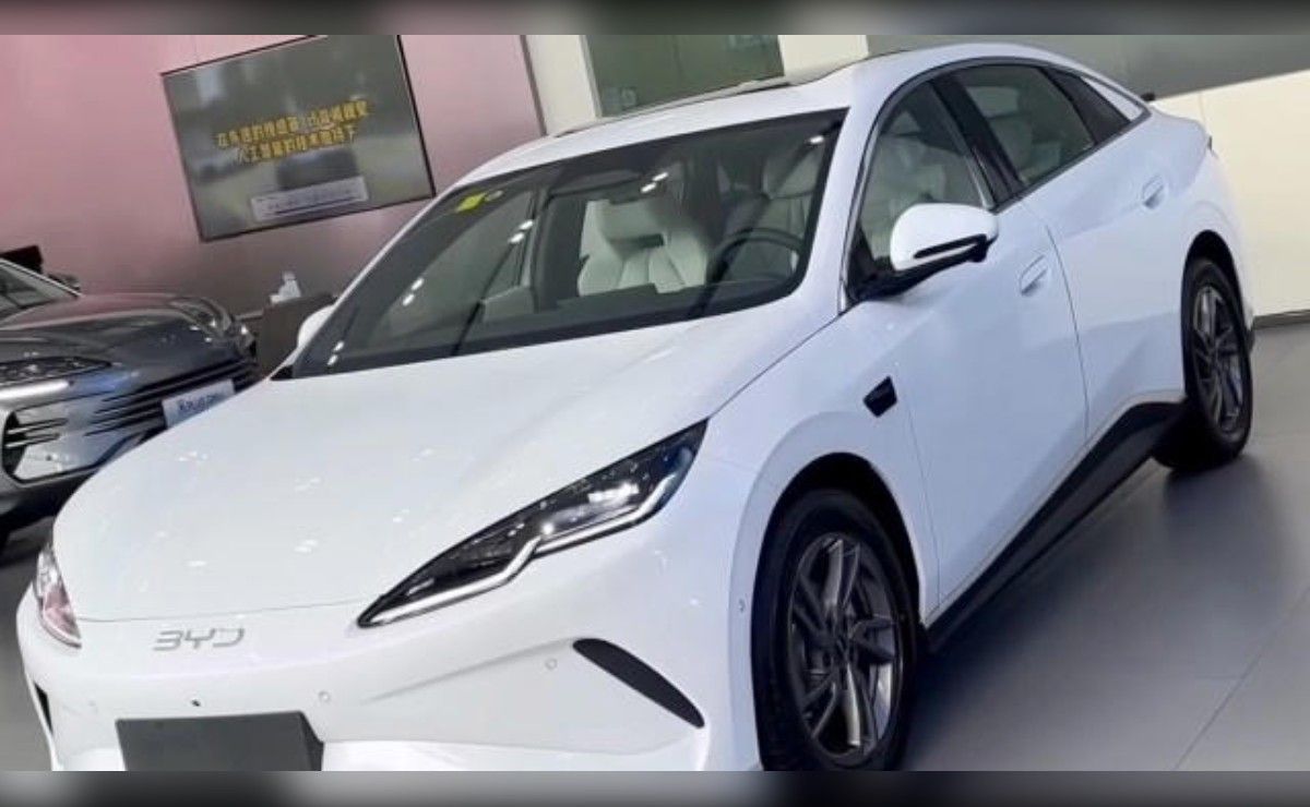 BYD prepara un golpe histórico: su sedán eléctrico de 16.000 dólares podría cargarse en solo 6 minutos.