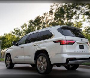 La Toyota de 90.000 dólares que quiere plantar cara a los SUV de lujo: probamos la Sequoia Capstone 2026.