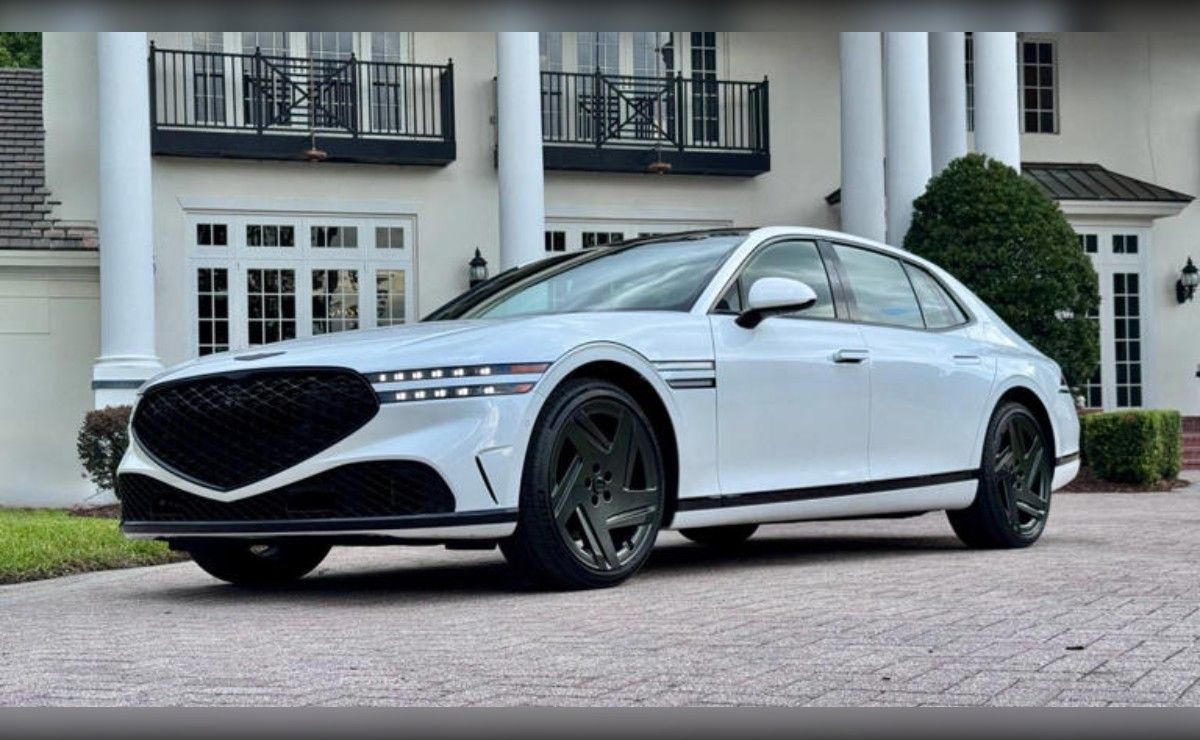 Genesis prepara un G90 todavía más espectacular: su nueva iluminación ya se deja ver antes del estreno.