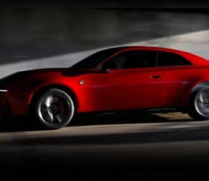 Dodge Charger Scat Pack 2026 llega a México: 550 HP, 0 a 100 km/h en 3,9 segundos y un precio que desafía al Ford Mustang.