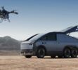 ¿Coches voladores? Tesla promete hacerlo realidad, pero una marca china ya tiene miles de pedidos