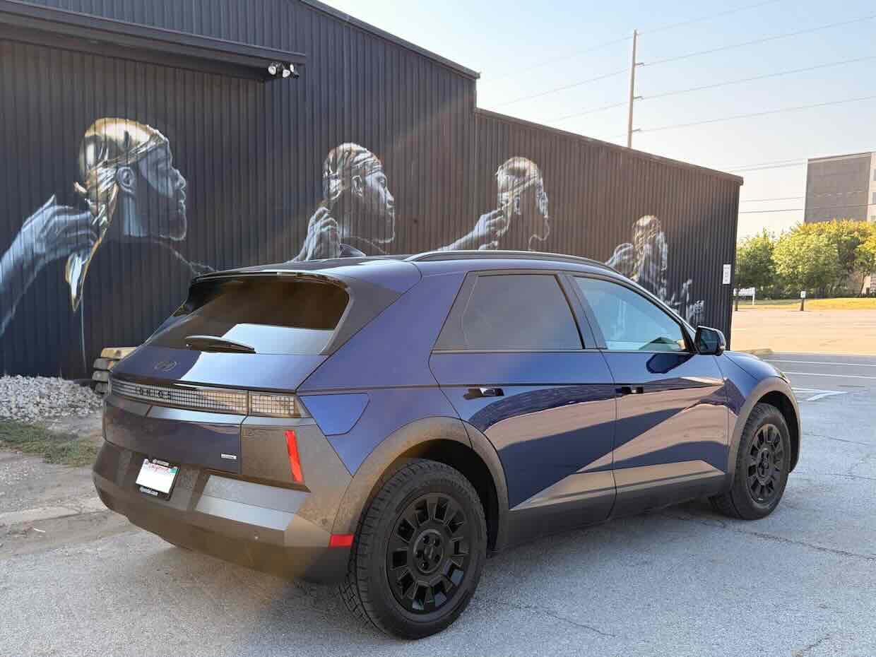 Trasera 3/4 de un IONIQ 5 XRT 2026