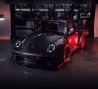 El Porsche 911 que está revolucionando Monterey no necesita 700 CV: pesa solo 1.082 kg y tiene su propio simulador de carreras