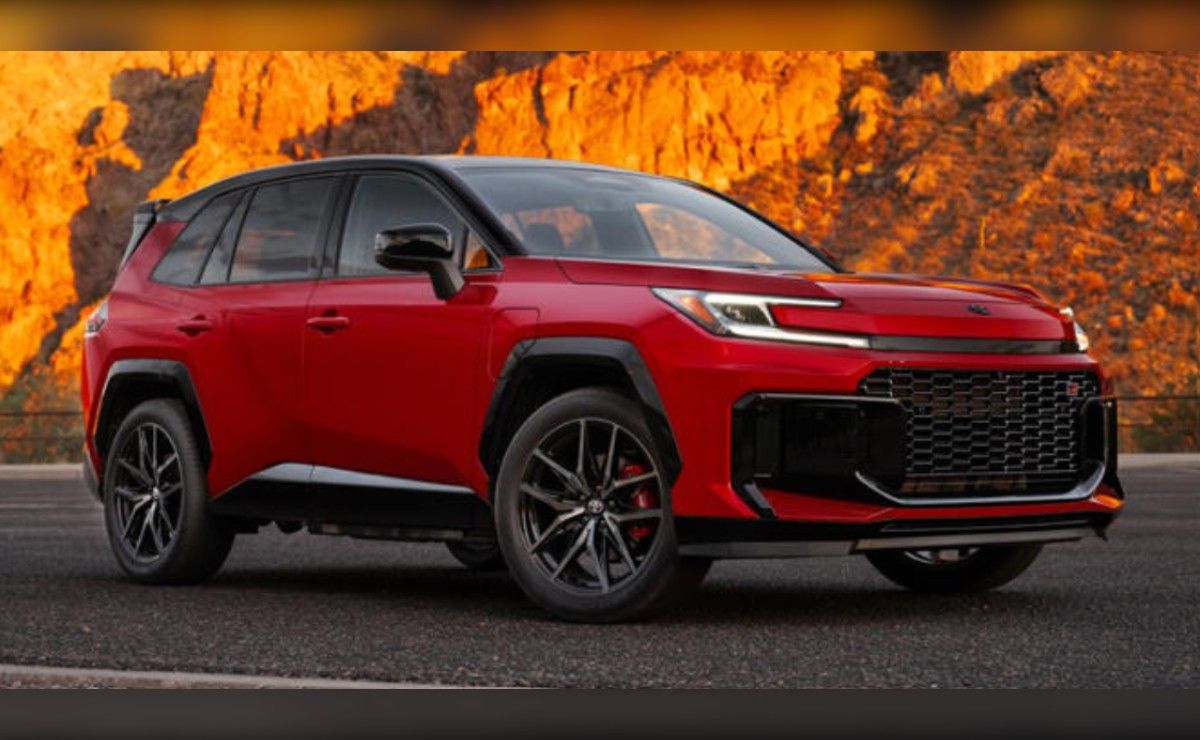 Toyota RAV4 vs Hyundai Tucson: la comparativa de Edmunds revela cuál es el mejor SUV híbrido enchufable.