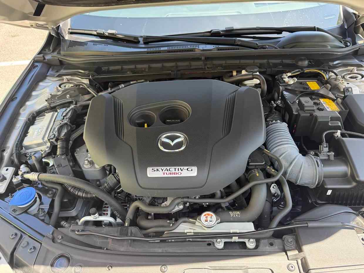 Mazda 3 Turbo Premium Plus