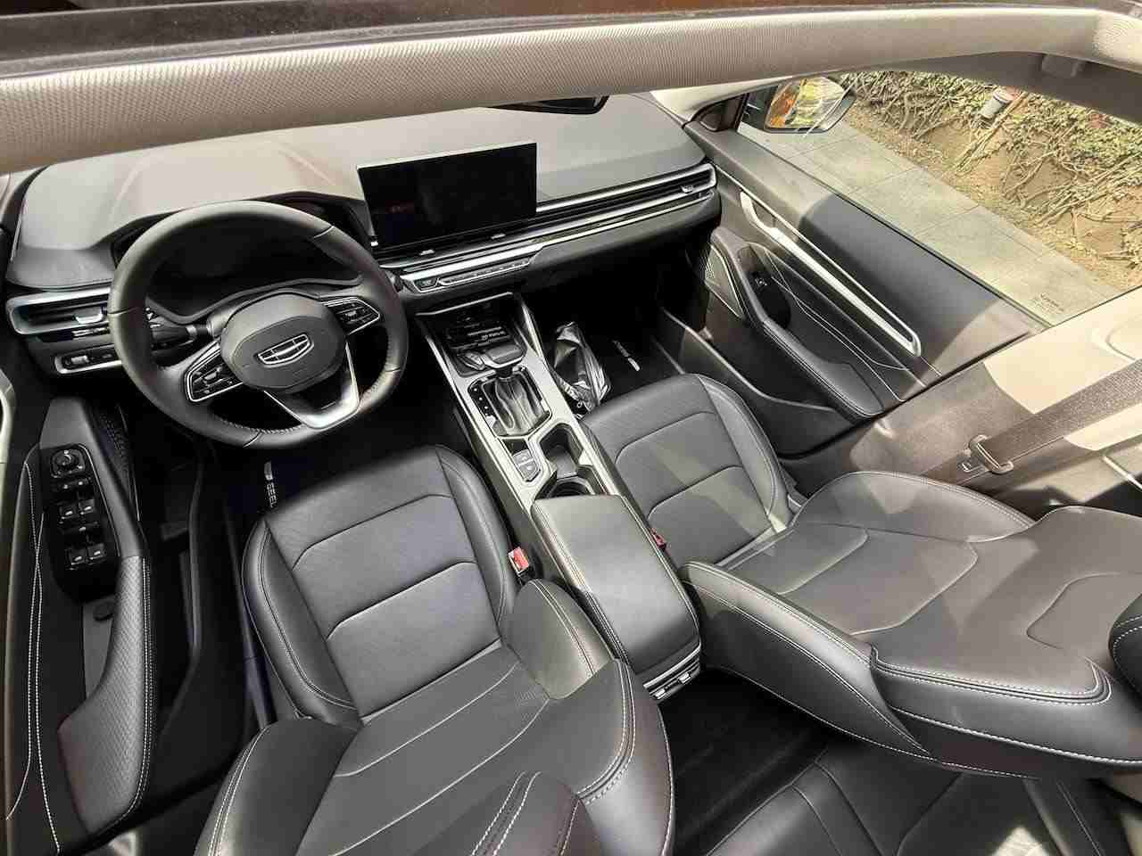Geely Emgrand 2026
