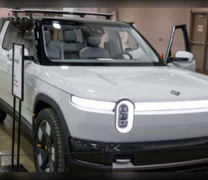 Rivian R2 y Tesla Model Y se acercan en precio: la nueva amenaza eléctrica ya está aquí.