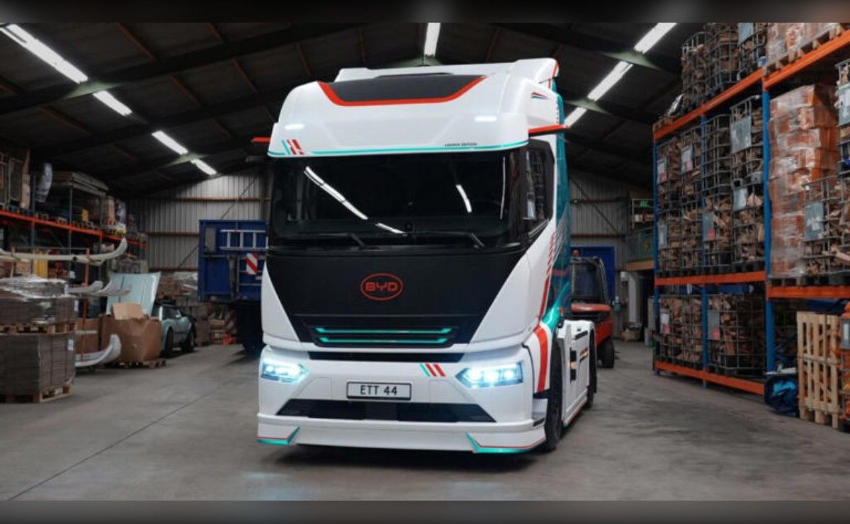 BYD desafía a Tesla con un camión eléctrico de 1.006 CV que llega a Europa con una ventaja decisiva.
