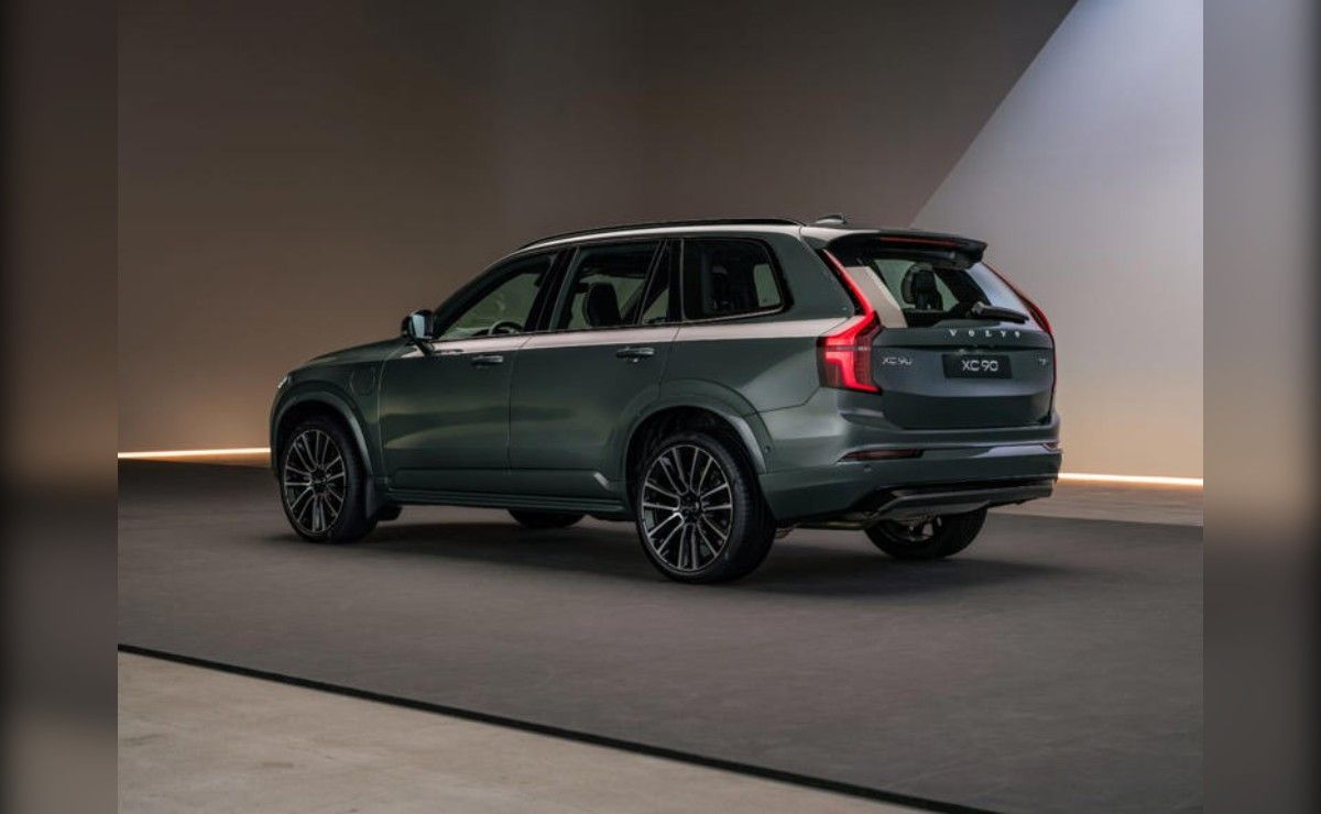 Volvo revoluciona sus SUV híbridos: los nuevos XC60 y XC90 podrán recorrer hasta 200 km en modo eléctrico.
