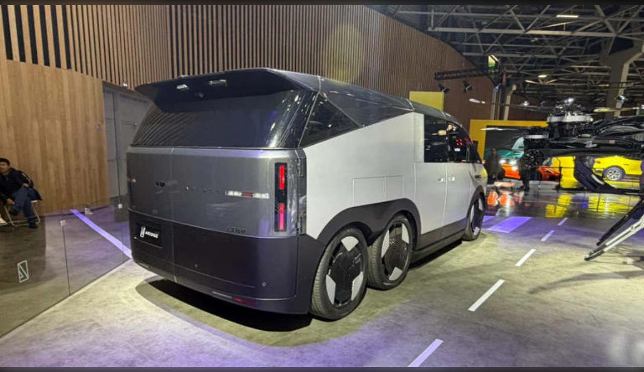 Cinco coches chinos que podrían conquistar Estados Unidos: deportivos eléctricos, SUV de lujo y tecnología sorprendente.