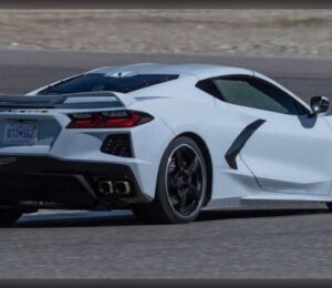 Chevrolet prepara un nuevo Corvette que desafía a Ferrari: un superdeportivo que no quiere costar una fortuna.